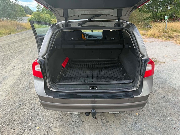 Volvo V70 6 of 7
