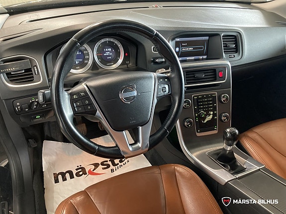 Volvo S60 11 of 17