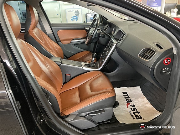 Volvo S60 7 of 17