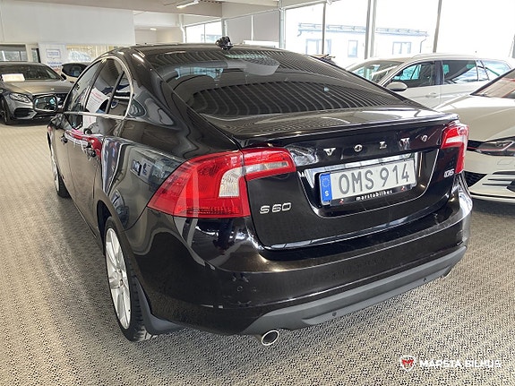 Volvo S60 4 of 17