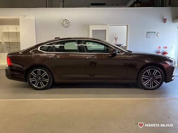 Volvo S90 7 of 17