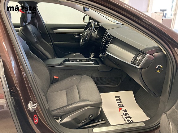 Volvo S90 9 of 17
