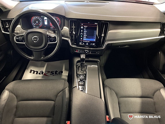 Volvo S90 14 of 17