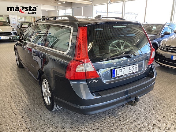 Volvo V70 4 of 13