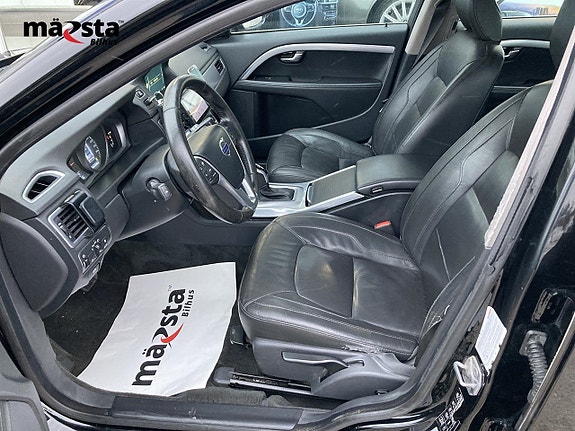 Volvo V70 8 of 21
