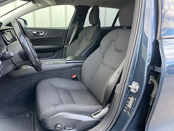 Volvo V60 7 of 9