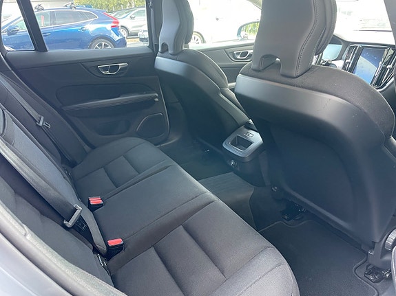 Volvo V60 5 of 9