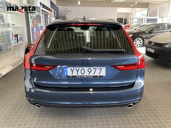 Volvo V90 6 of 16