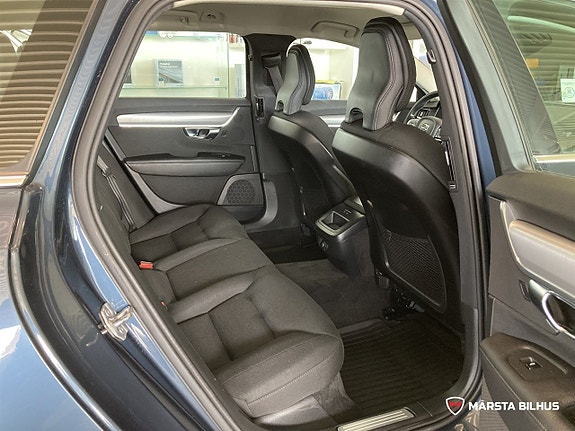 Volvo V90 9 of 16