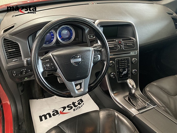 Volvo XC60 12 of 18