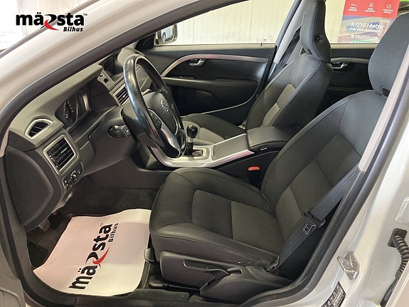 Volvo XC70 9 of 18