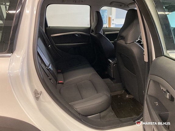 Volvo XC70 10 of 18