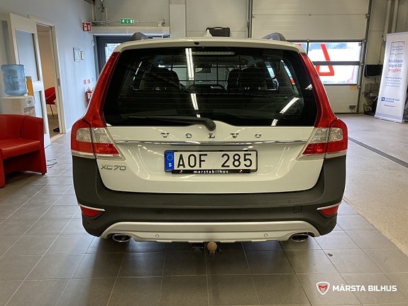 Volvo XC70 7 of 18