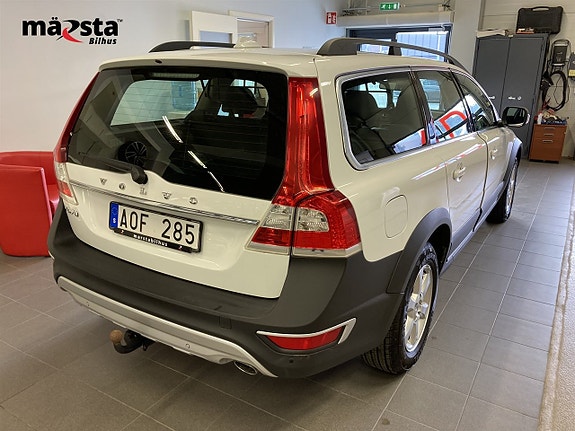 Volvo XC70 3 of 18