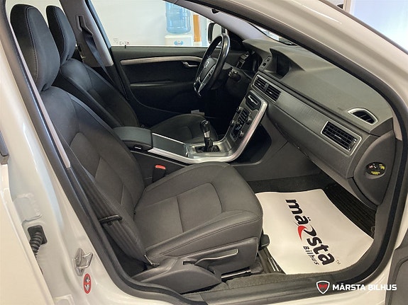 Volvo XC70 8 of 18