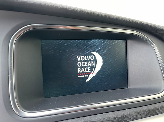 Volvo V40 8 of 10