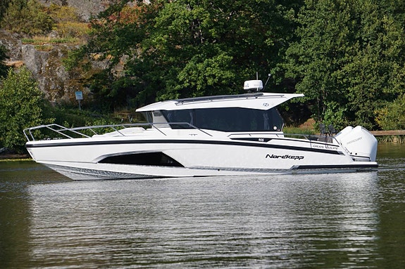 Nordkapp Coupe 905, Twin Mercury 250hk -23 5 of 12