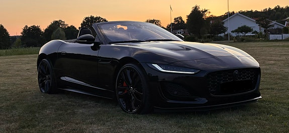 Jaguar F-TYPE 2 of 9