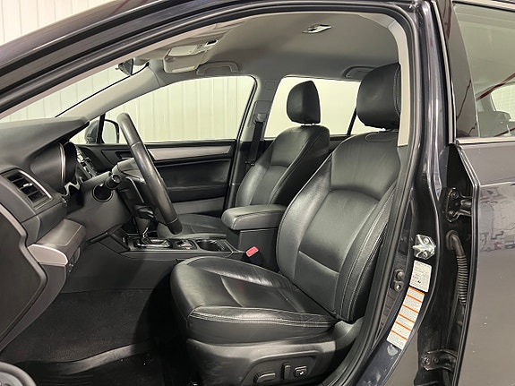 Subaru Outback 11 of 22