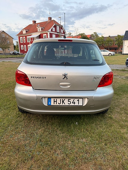 Peugeot 307 6 of 9
