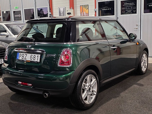 MINI Cooper 5 of 19