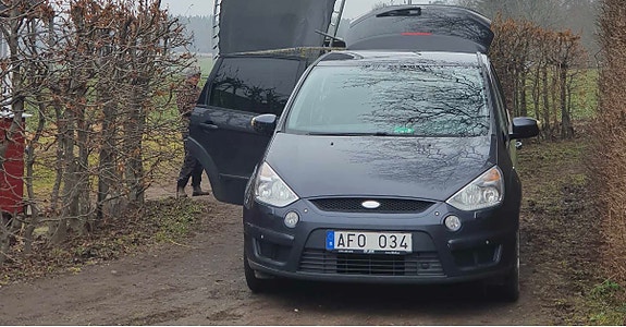 Ford S-MAX 2 of 2