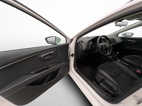 Seat Leon 9 of 26