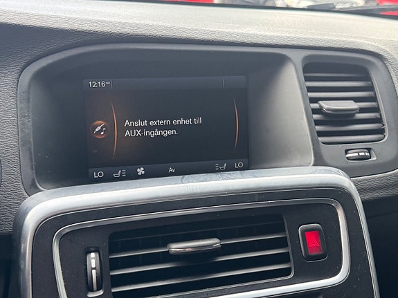 Volvo V60 12 of 12