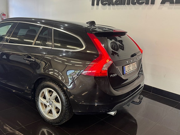 Volvo V60 4 of 12