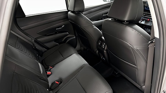 Hyundai Tucson 5 of 12