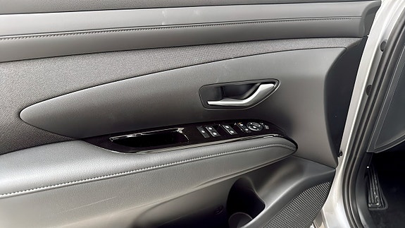 Hyundai Tucson 11 of 12