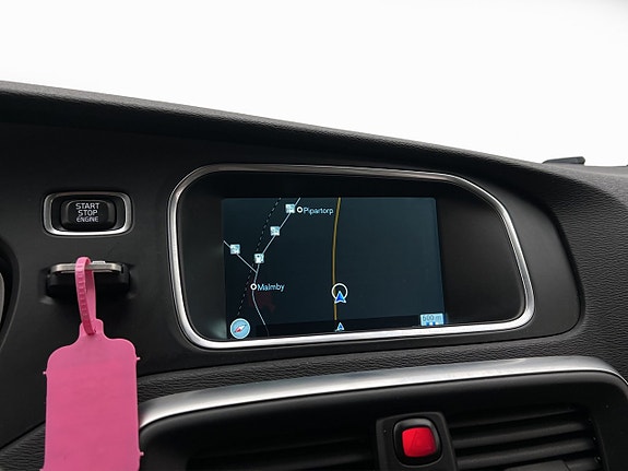 Volvo V40 Cross Country 26 of 30