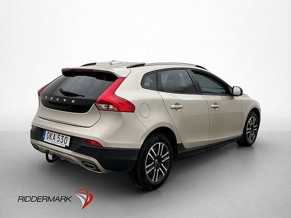 Volvo V40 Cross Country 4 of 30