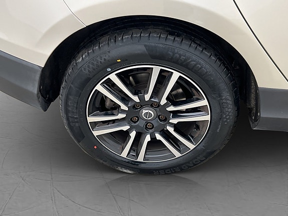 Volvo V40 Cross Country 12 of 30
