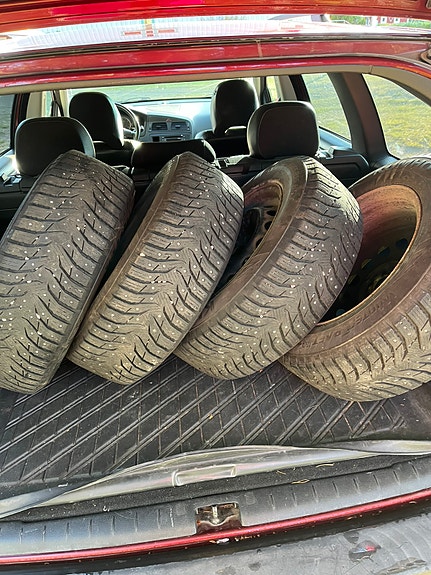 Volvo V70 6 of 7