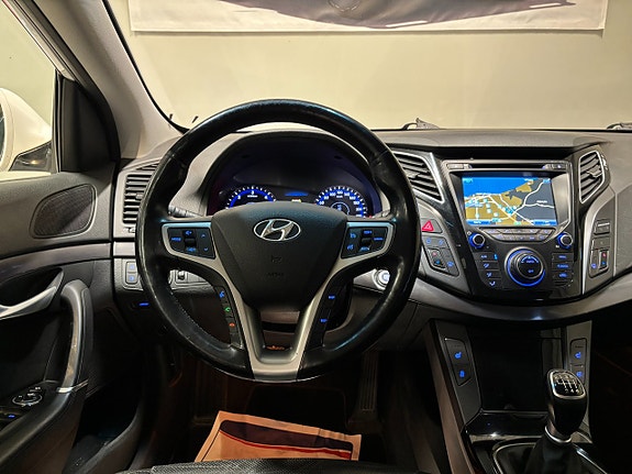 Hyundai i40 11 of 23