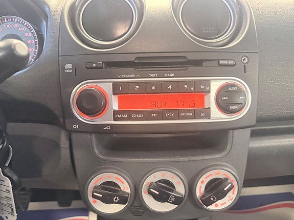 Mitsubishi Colt 12 of 13