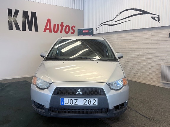 Mitsubishi Colt 2 of 13