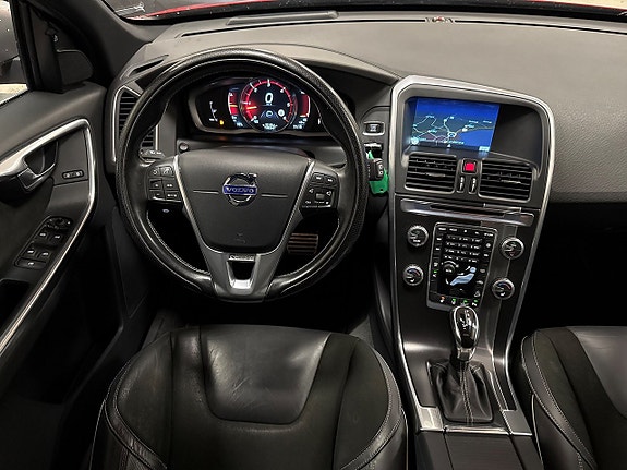 Volvo XC60 12 of 24