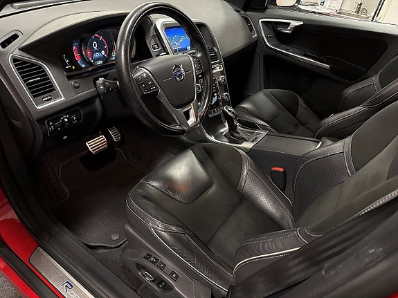 Volvo XC60 8 of 24