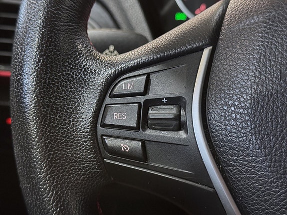 BMW 116i 25 of 29