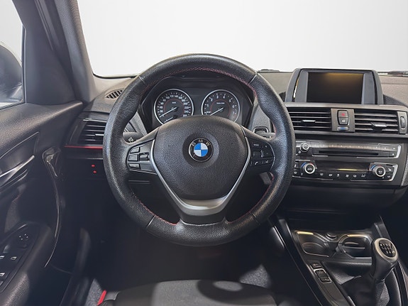 BMW 116i 14 of 29