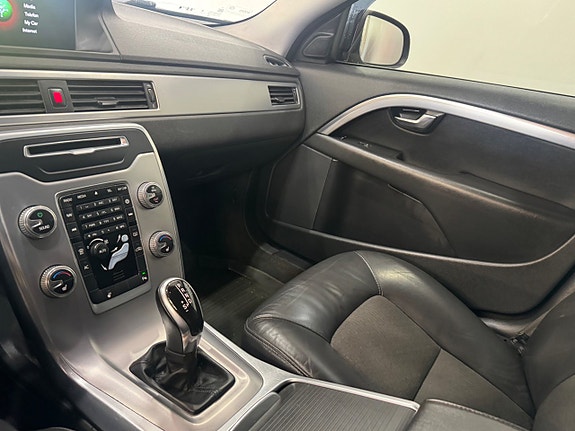 Volvo V70 16 of 16