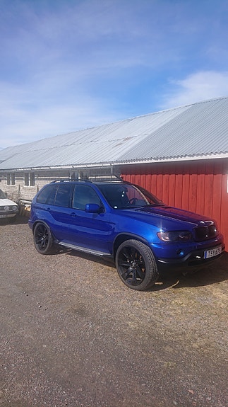 BMW X5 8 of 19