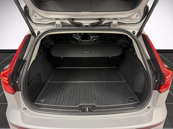 Volvo V60 10 of 18
