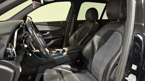Mercedes-Benz GLC220 d 10 of 14