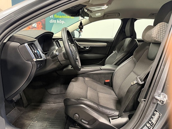 Volvo V90 13 of 17