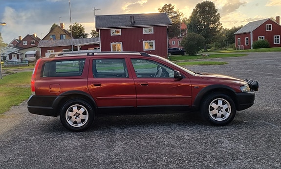 Volvo XC70 16 of 16
