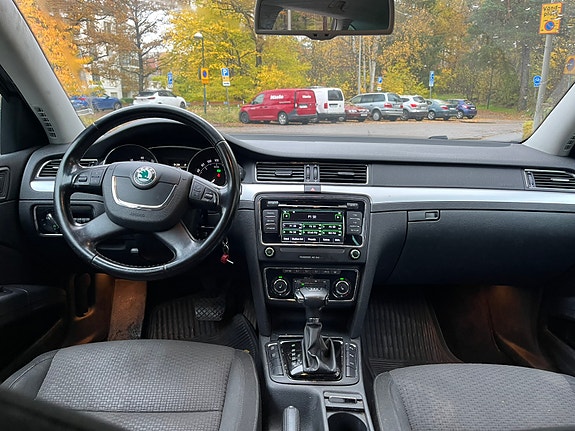 Skoda Superb 7 of 7