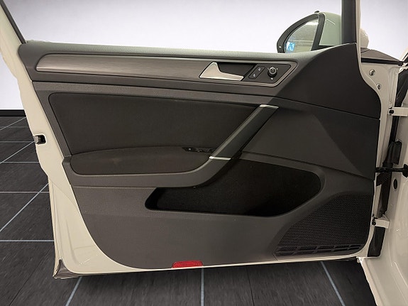 Volkswagen Golf I 10 of 13